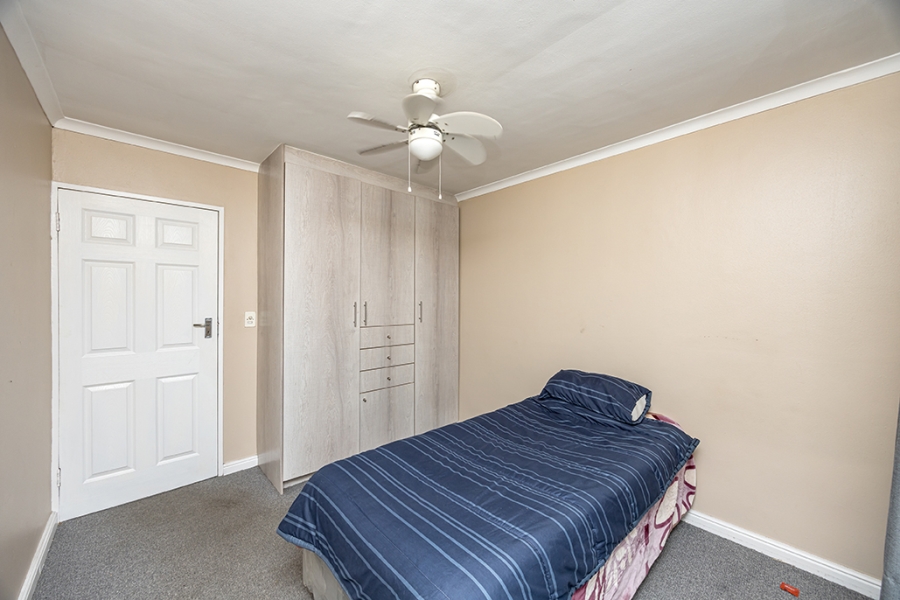 4 Bedroom Property for Sale in Edgemead Western Cape